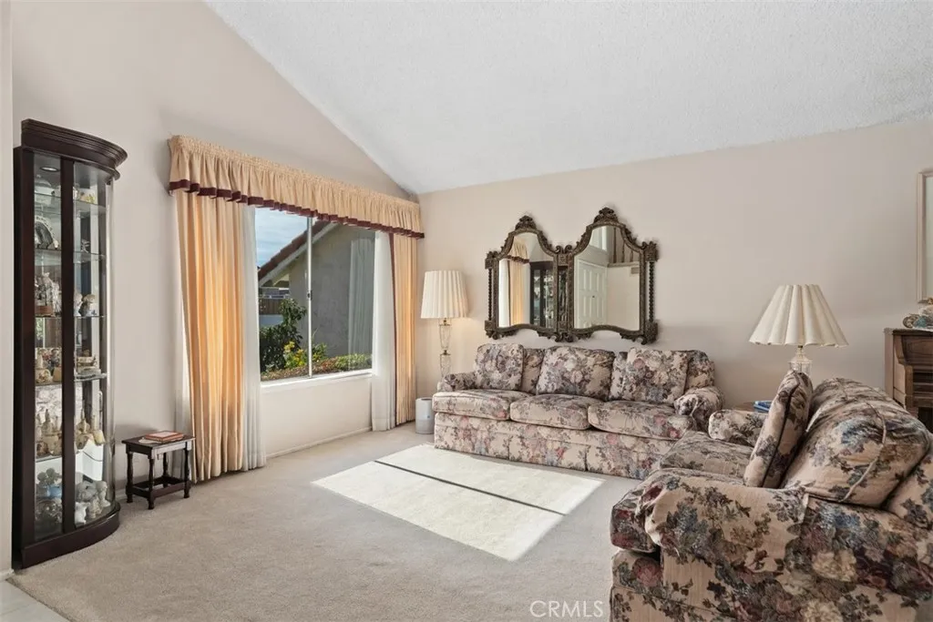 14541 Savin Avenue, Irvine, California 92606 home-pic-5