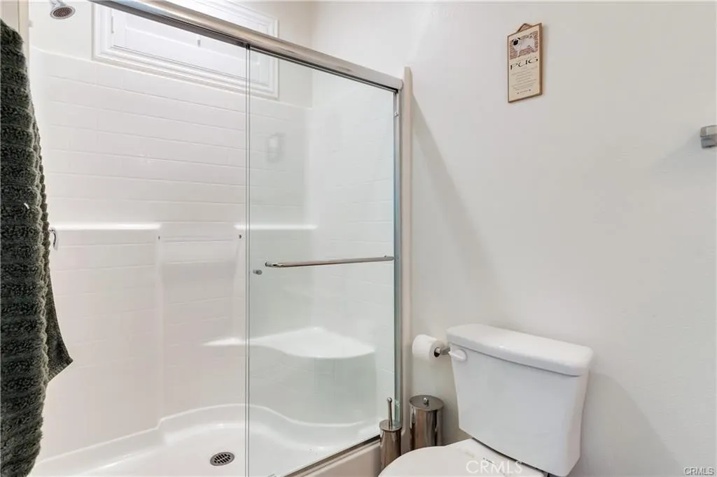 29762 Padilla Court, Highland, California 92346 home-pic-16