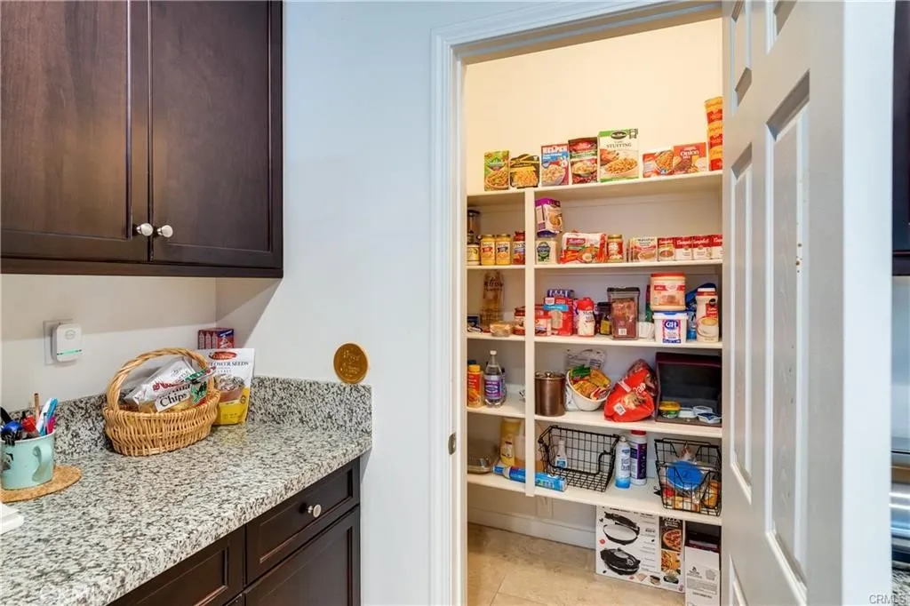 29762 Padilla Court, Highland, California 92346 home-pic-9