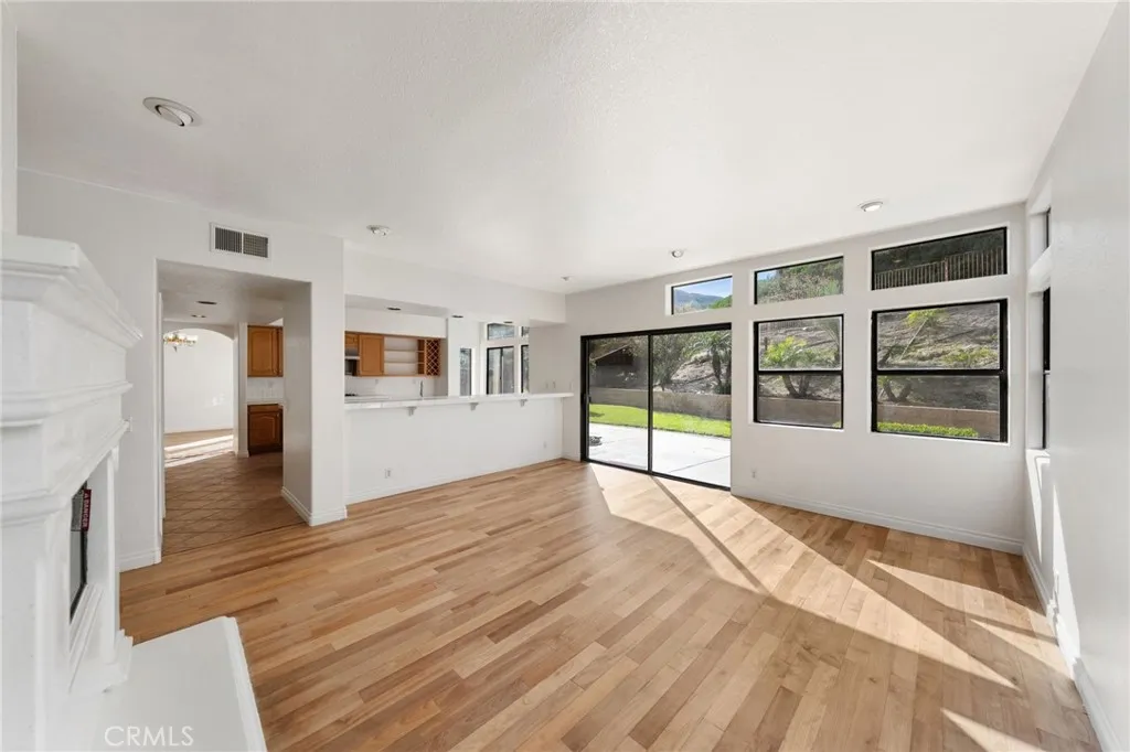 2860 Hidden Hills, Corona, California 92882 home-pic-18