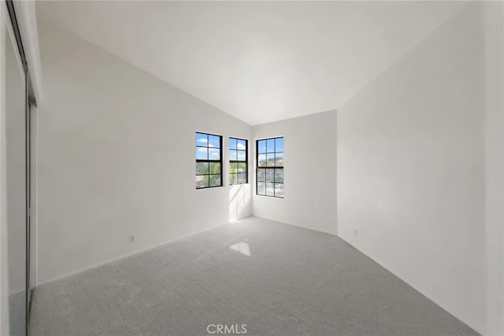 2860 Hidden Hills, Corona, California 92882 home-pic-49