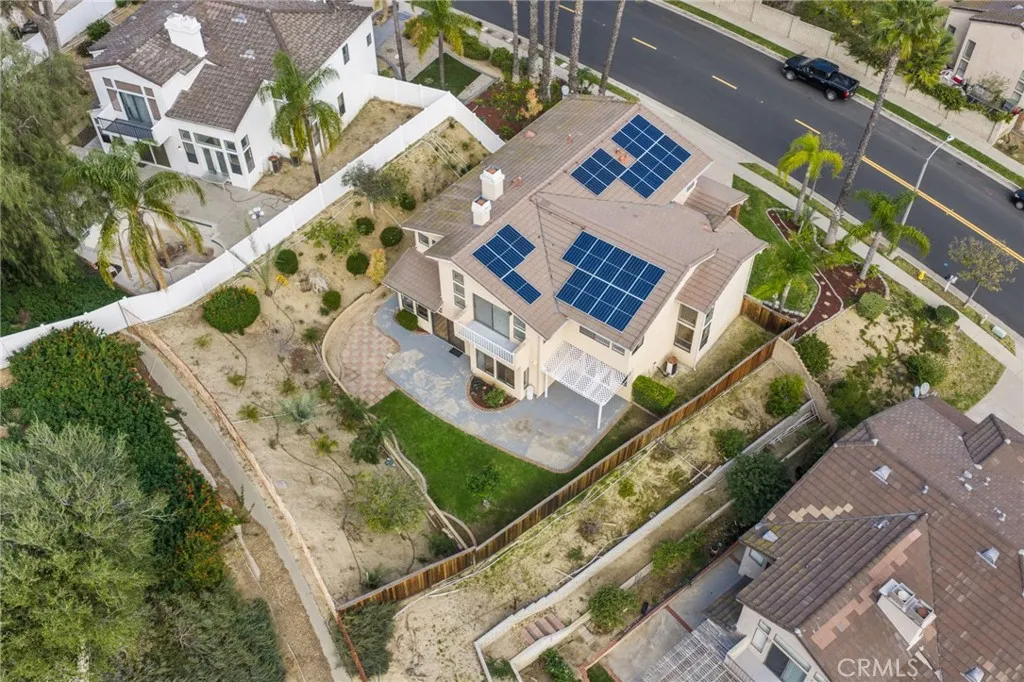 2860 Hidden Hills, Corona, California 92882 home-pic-60