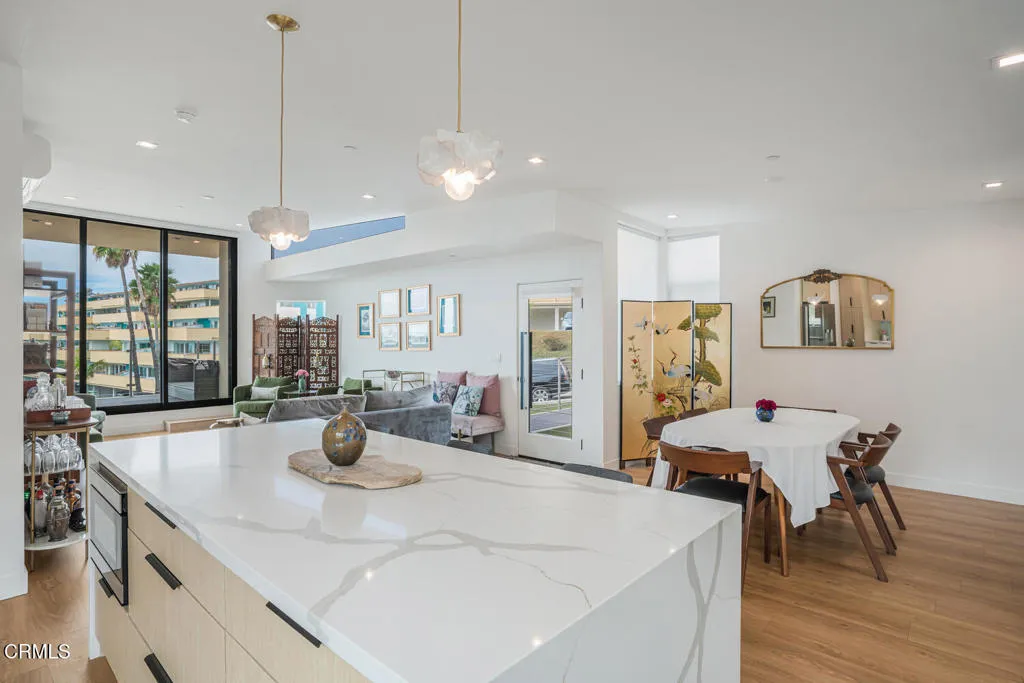 310 N Kalorama Street, Ventura, California 93001 home-pic-19