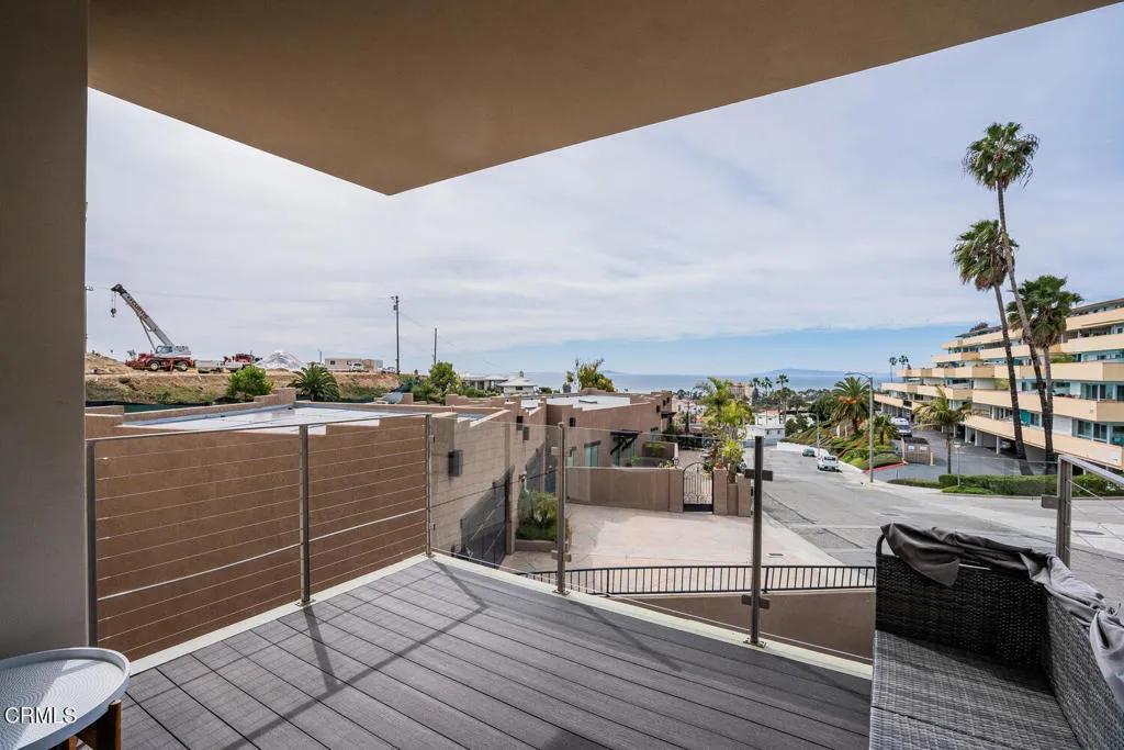310 N Kalorama Street, Ventura, California 93001 home-pic-37