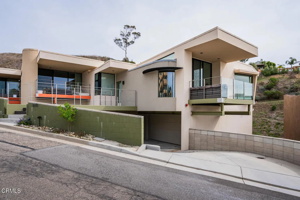 310 N Kalorama Street, Ventura, California 93001 home-pic-1