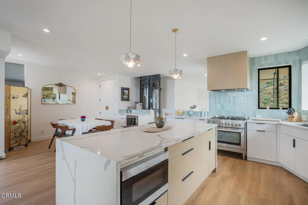 310 N Kalorama Street, Ventura, California 93001 home-pic-20