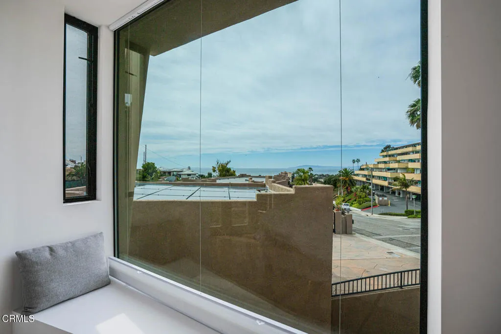 310 N Kalorama Street, Ventura, California 93001 home-pic-22