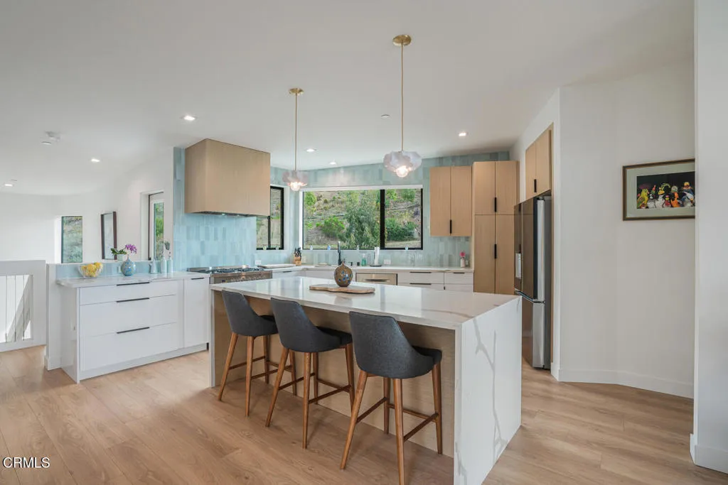 310 N Kalorama Street, Ventura, California 93001 home-pic-16