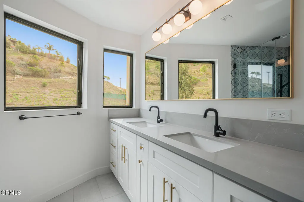 310 N Kalorama Street, Ventura, California 93001 home-pic-34