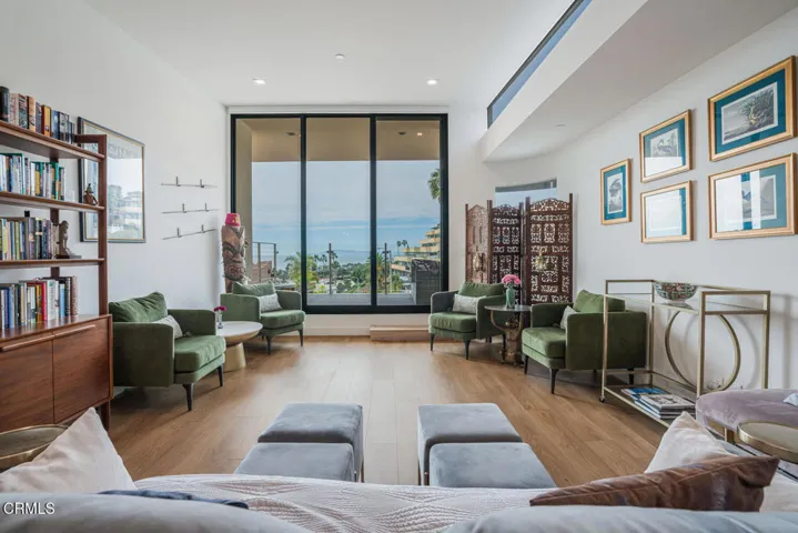 310 N Kalorama St Ventura CA-large-004-0