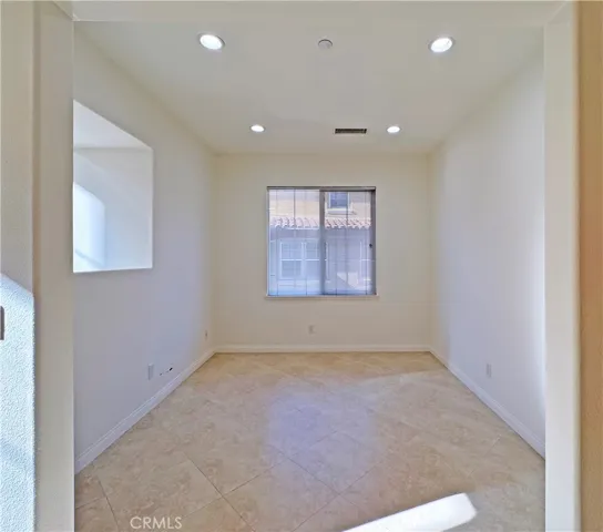 Multi-purpose room -- office, den, game room, exercis room, formal dining or relaxation space