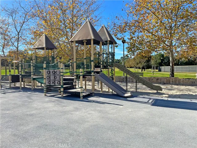 Las Lomas Community Park with play equipment