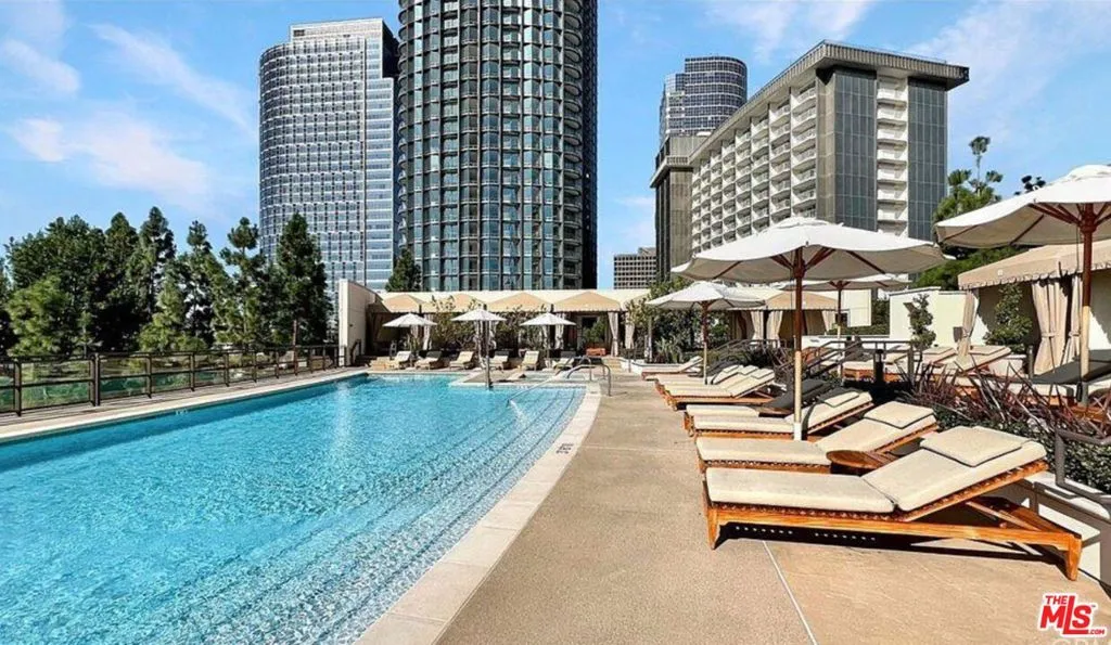 1 W Century Drive 28b, Los Angeles, California 90067 home-pic-23