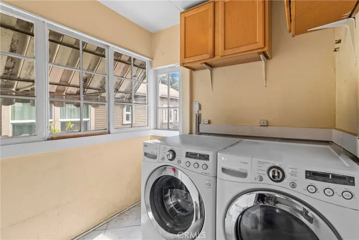6616 Leland, Los Angeles, California 90028