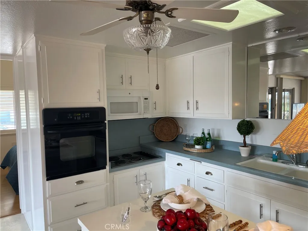 1421 Golden Rain Road 4 87f, Seal Beach, California 90740 home-pic-5
