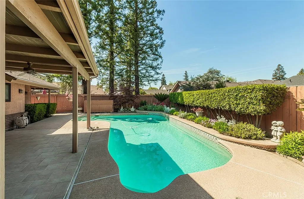7355 N Pacific, Fresno, California 93711 home-pic-40