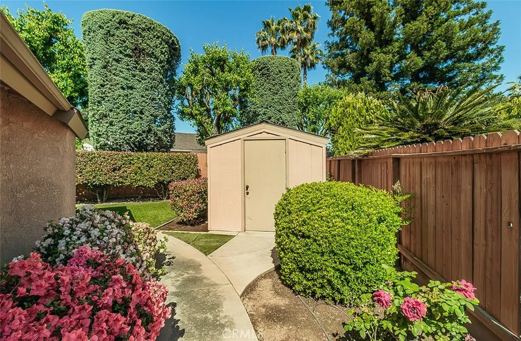 7355 N Pacific, Fresno, California 93711 home-pic-46