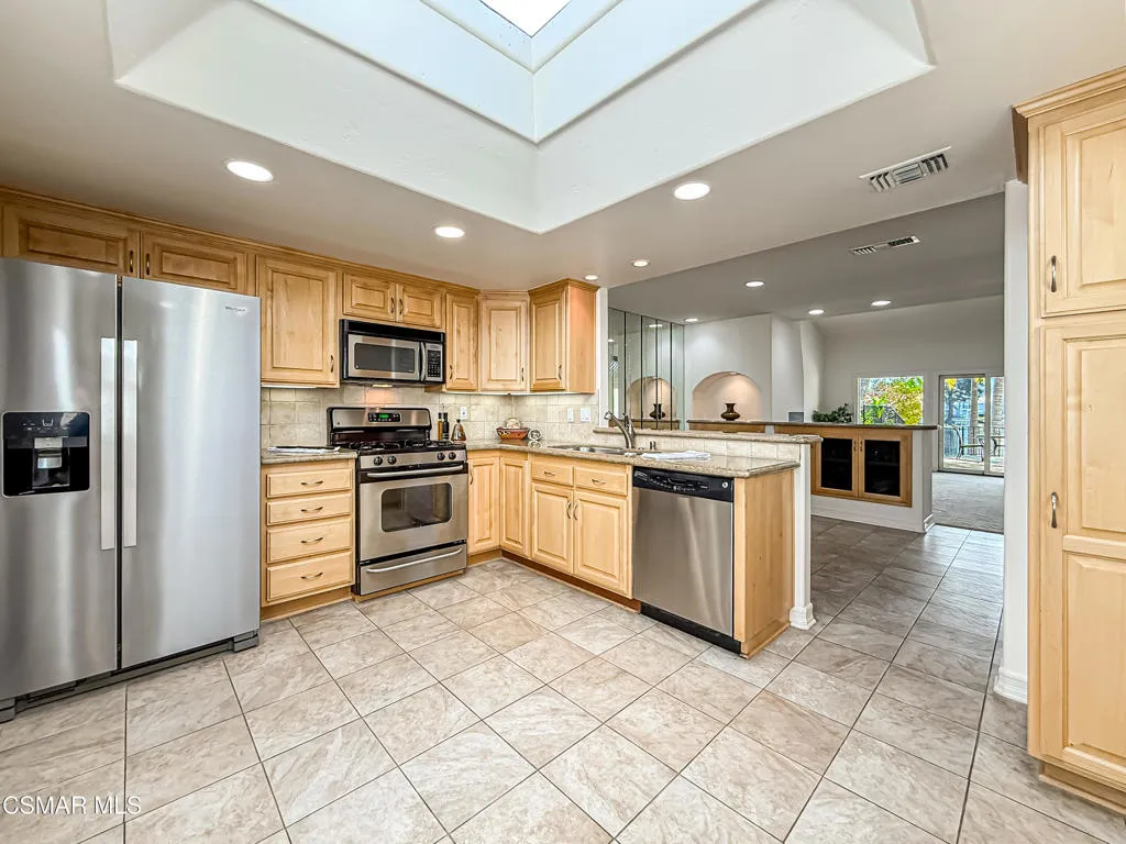 2600 Northshore Lane, Westlake Village, California 91361 home-pic-17