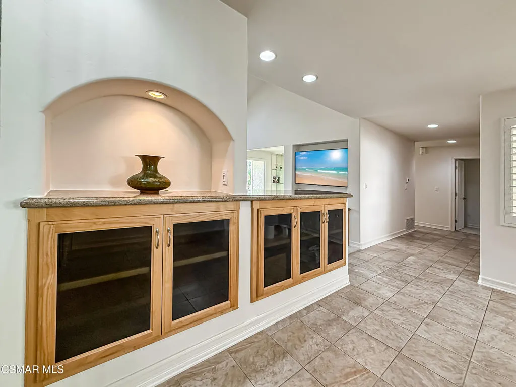 2600 Northshore Lane, Westlake Village, California 91361 home-pic-13