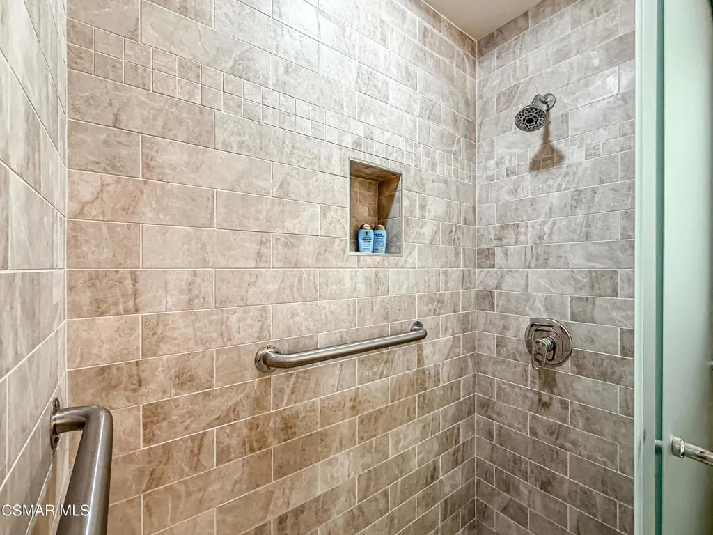 2600 Northshore Lane, Westlake Village, California 91361 home-pic-40