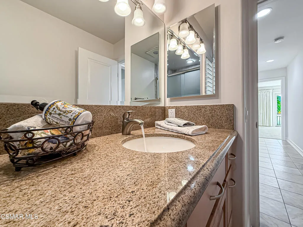 2600 Northshore Lane, Westlake Village, California 91361 home-pic-30