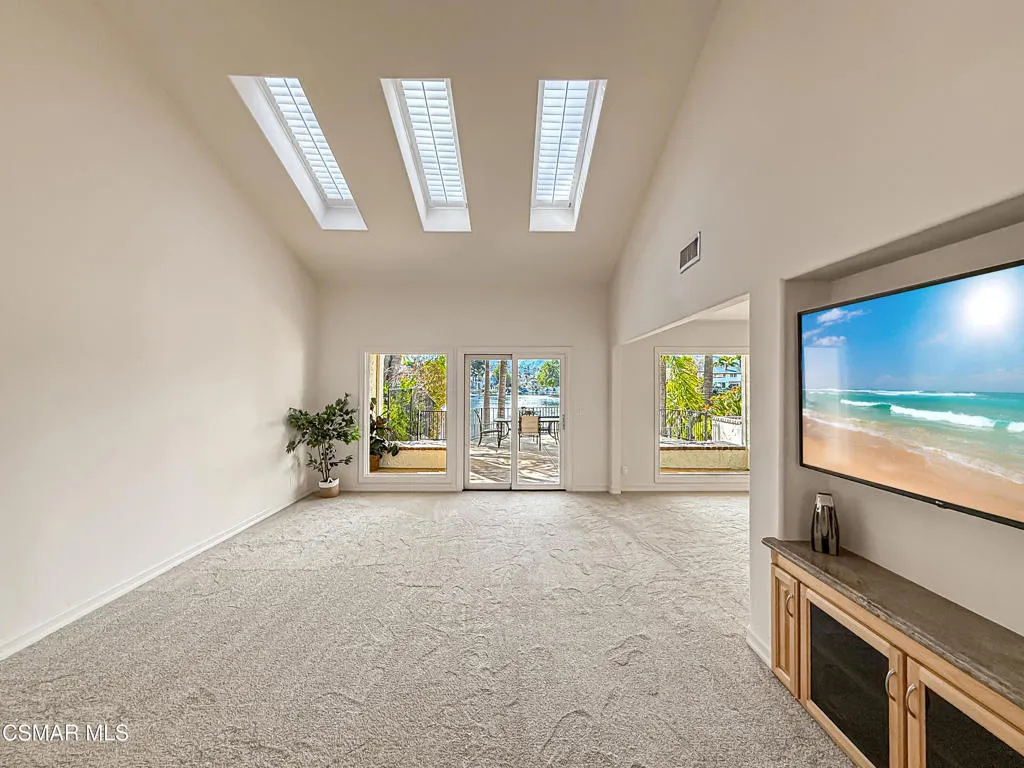 2600 Northshore Lane, Westlake Village, California 91361 home-pic-11