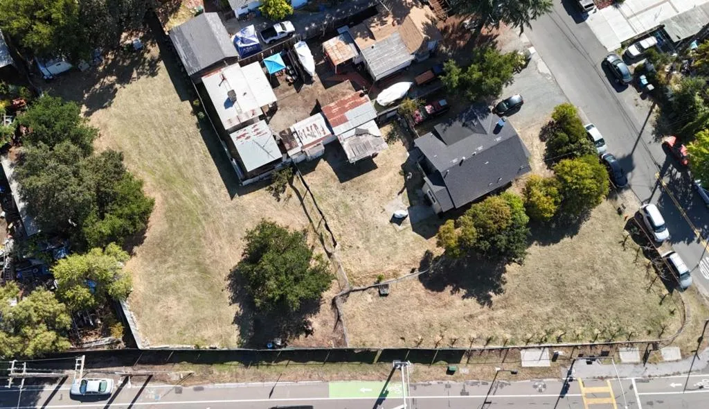 282 Vista Ave
