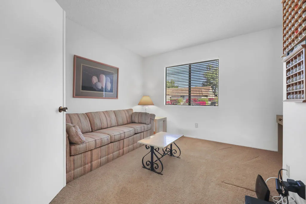 41691 Jupiter Hills Court, Palm Desert, California 92211 home-pic-16
