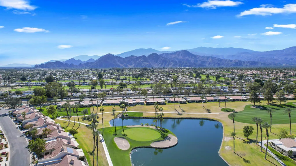 41691 Jupiter Hills Court, Palm Desert, California 92211 home-pic-31