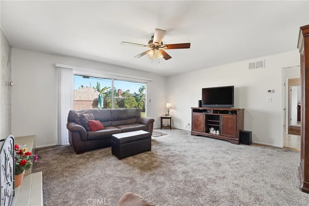 6785 San Alto Way, Buena Park, California 90620 home-pic-8