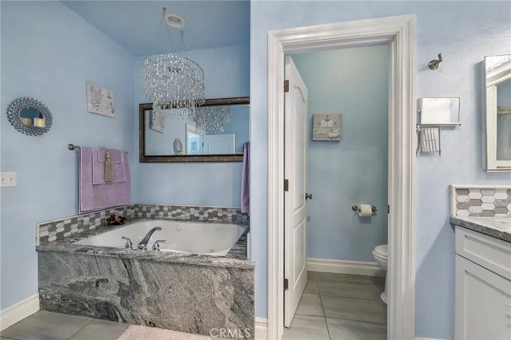7172 Jargon St, Hesperia, California 92344 home-pic-40