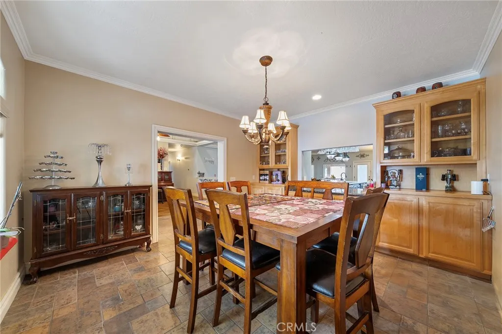 7172 Jargon St, Hesperia, California 92344 home-pic-15