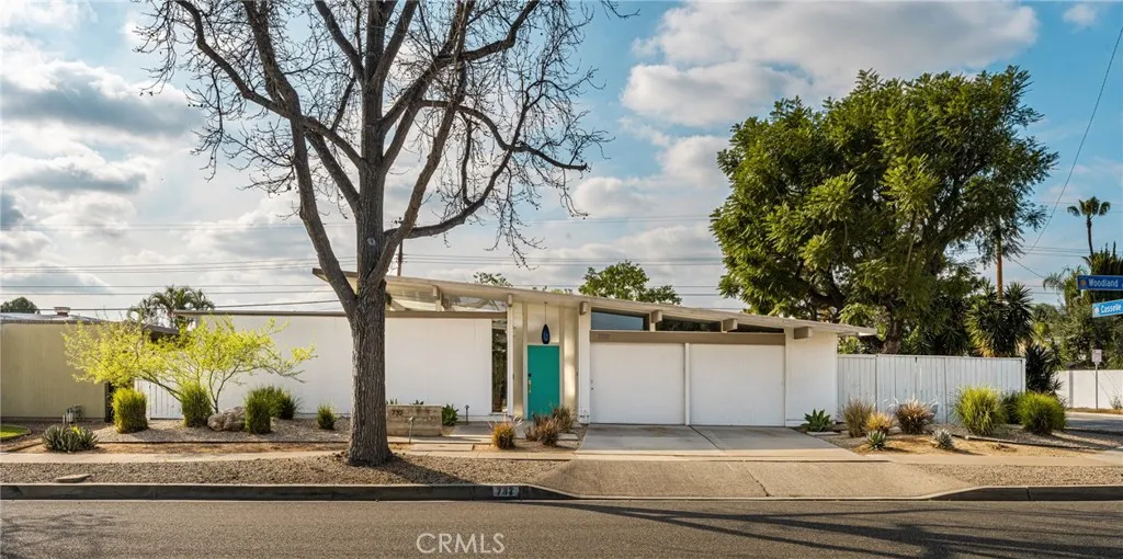 732 S Woodland Street, Orange, California 92869 home-pic-2
