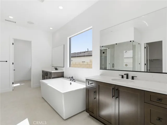 Primary Bathroom: Esen Modern Farmhouse - Bella Terra Collection at Tesoro - Homesite 40