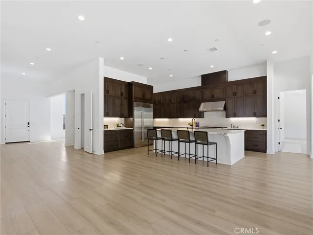 Kitchen: Esen Modern Farmhouse - Bella Terra Collection at Tesoro - Homesite 40