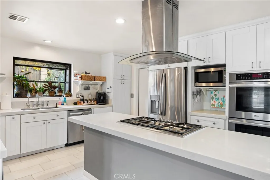 5494 Electric Avenue, San Bernardino, California 92407 home-pic-9