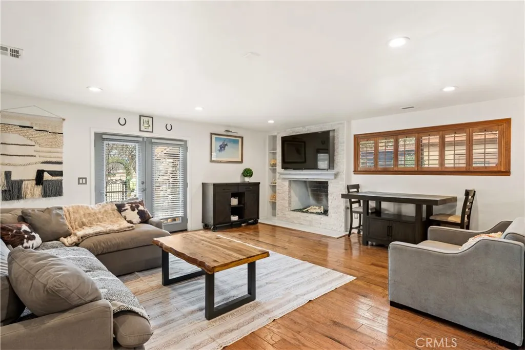 5494 Electric Avenue, San Bernardino, California 92407 home-pic-4