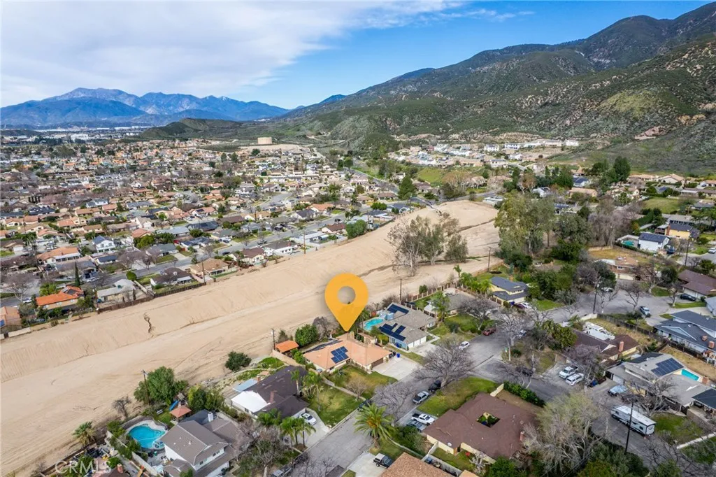 5494 Electric Avenue, San Bernardino, California 92407 home-pic-35