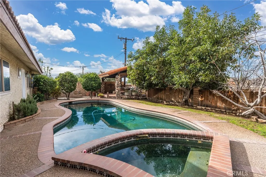 5494 Electric Avenue, San Bernardino, California 92407 home-pic-30