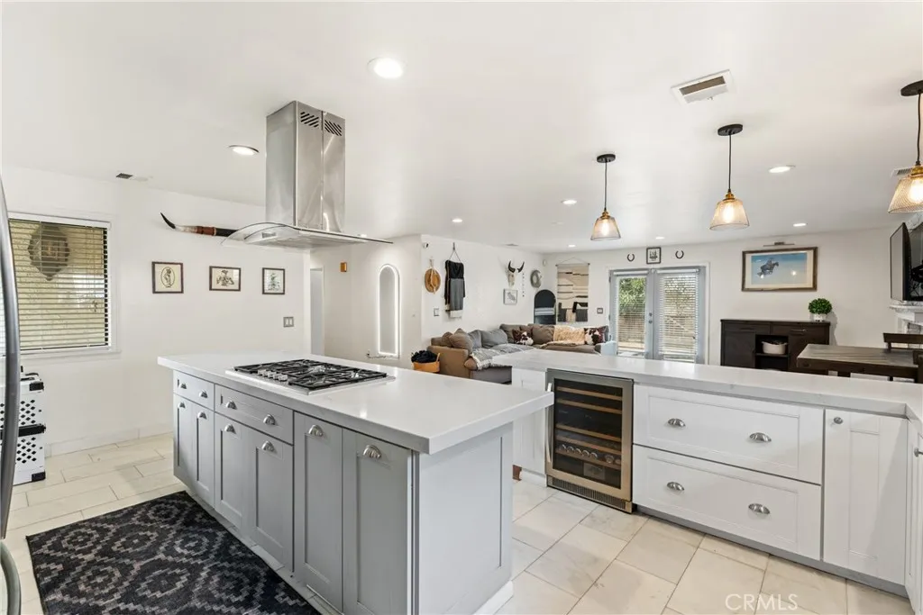 5494 Electric Avenue, San Bernardino, California 92407 home-pic-10