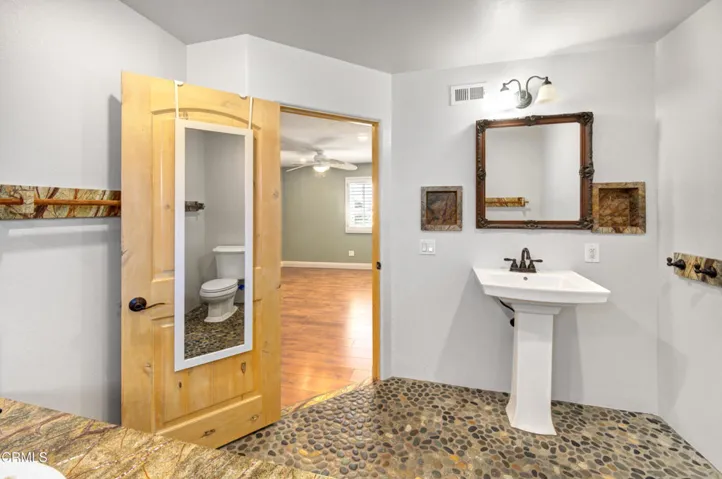 MBathroom1