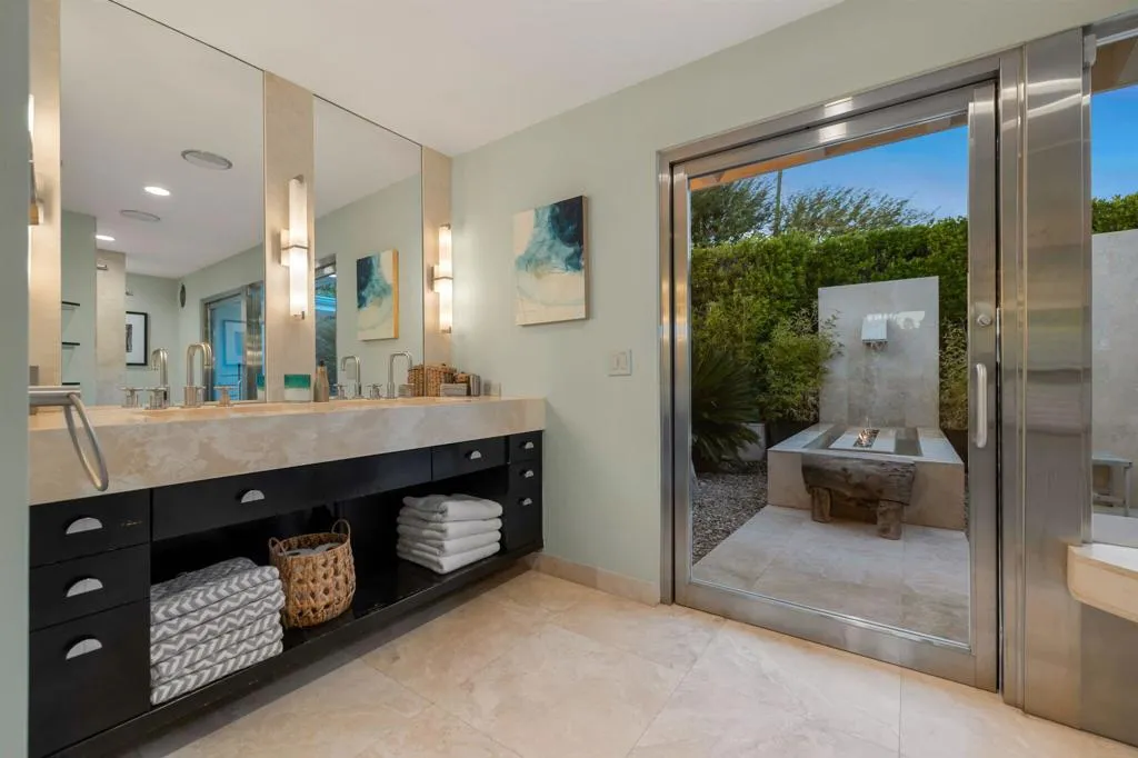 1255 Camino Mirasol, Palm Springs, California 92262 home-pic-89