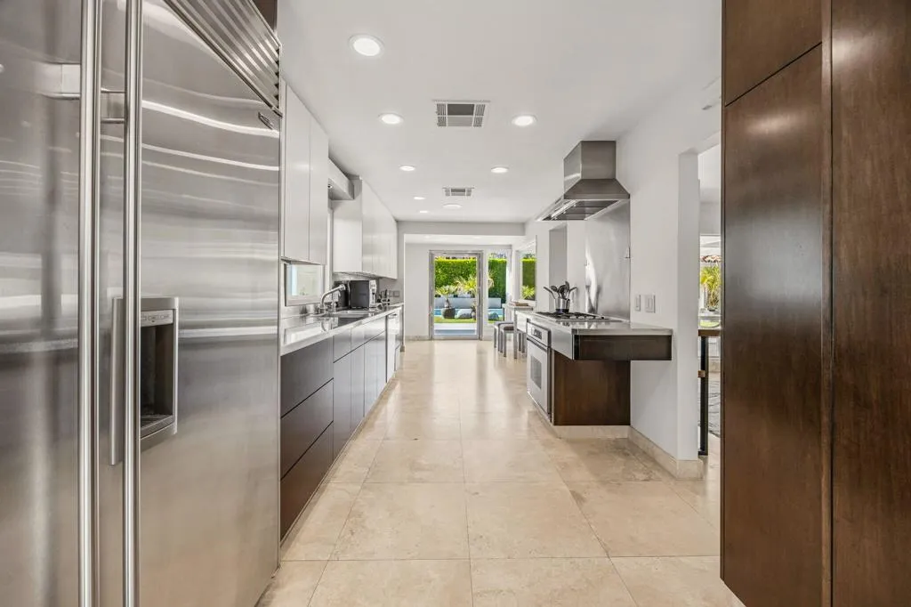1255 Camino Mirasol, Palm Springs, California 92262 home-pic-19