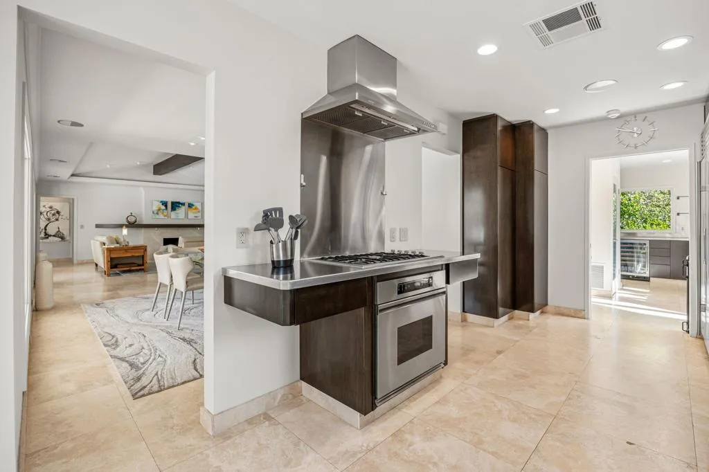 1255 Camino Mirasol, Palm Springs, California 92262 home-pic-17