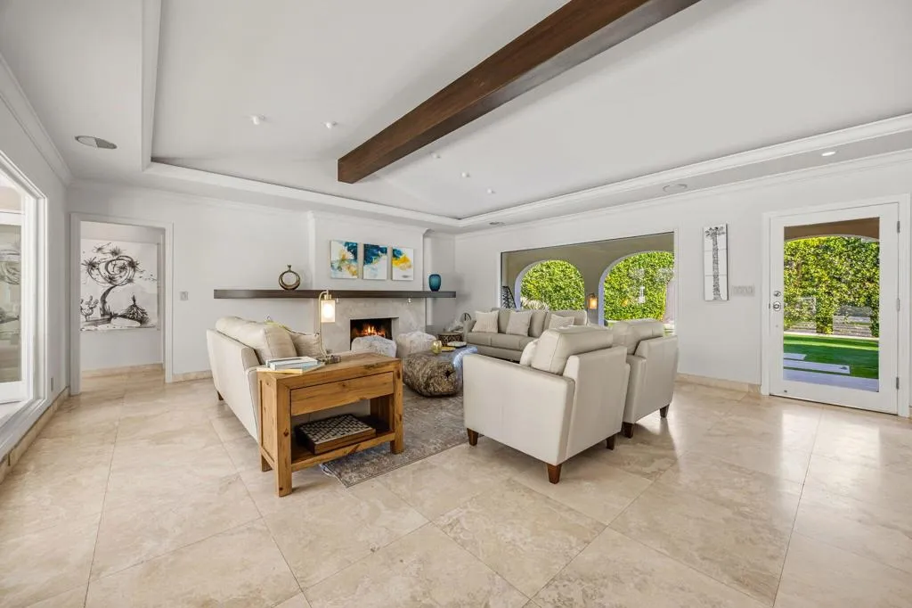 1255 Camino Mirasol, Palm Springs, California 92262 home-pic-10