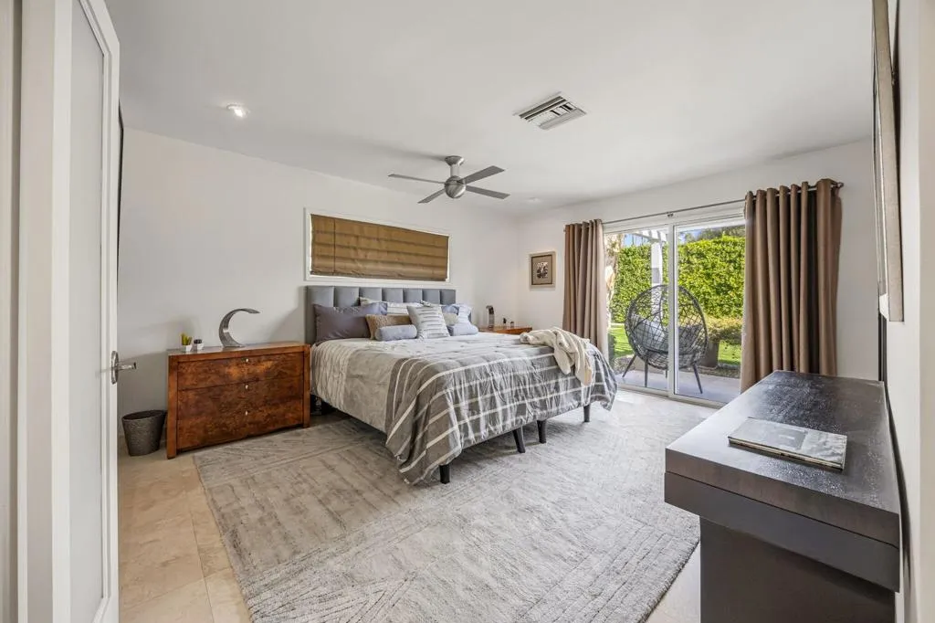 1255 Camino Mirasol, Palm Springs, California 92262 home-pic-45