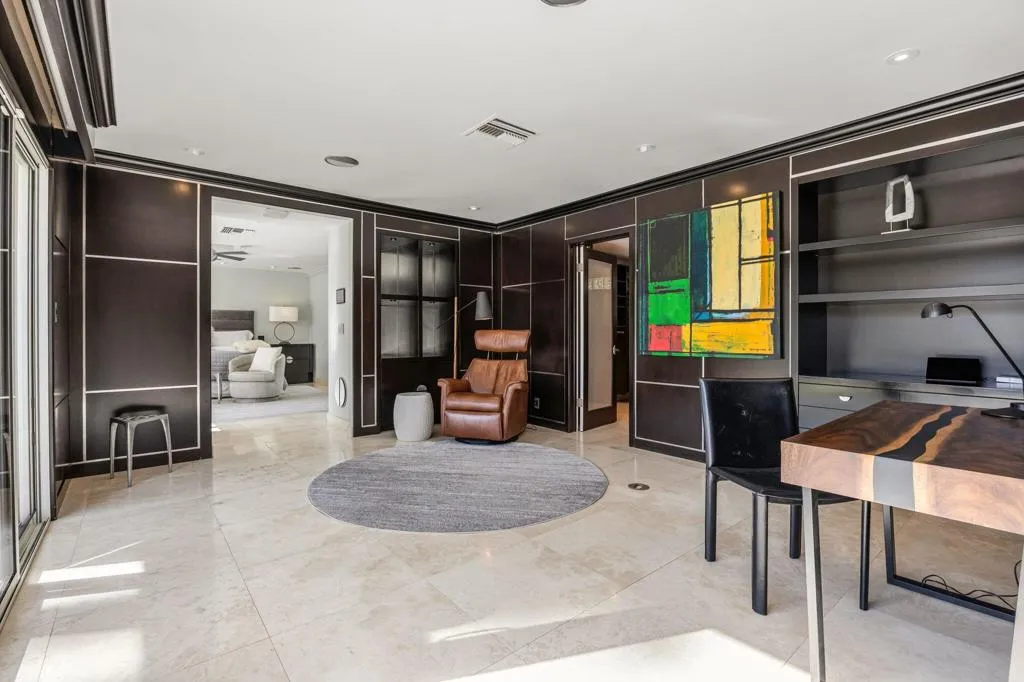 1255 Camino Mirasol, Palm Springs, California 92262 home-pic-28