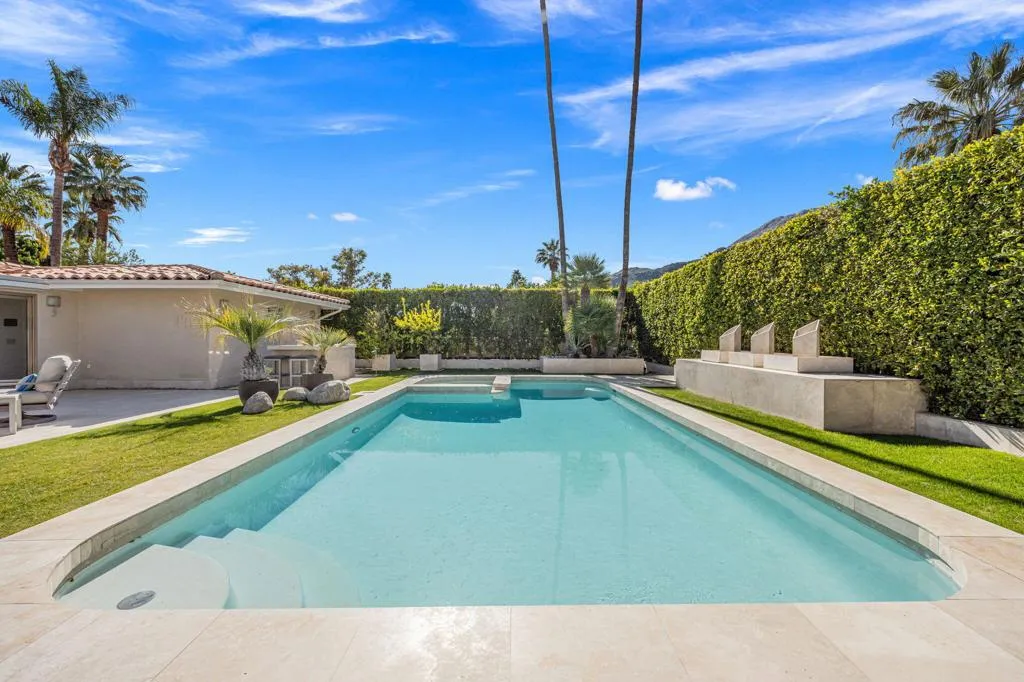 1255 Camino Mirasol, Palm Springs, California 92262 home-pic-64