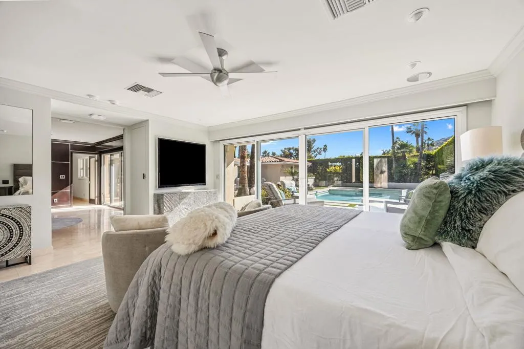 1255 Camino Mirasol, Palm Springs, California 92262 home-pic-34