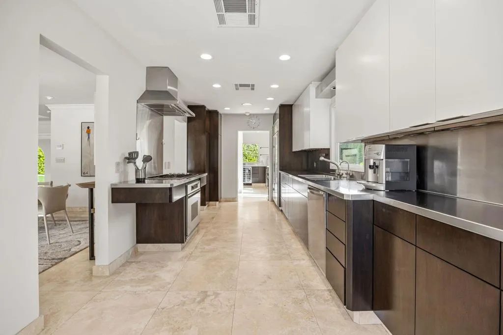 1255 Camino Mirasol, Palm Springs, California 92262 home-pic-18